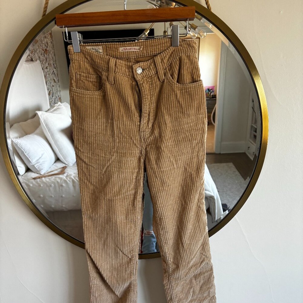 Levi's Ribcage Corduroy